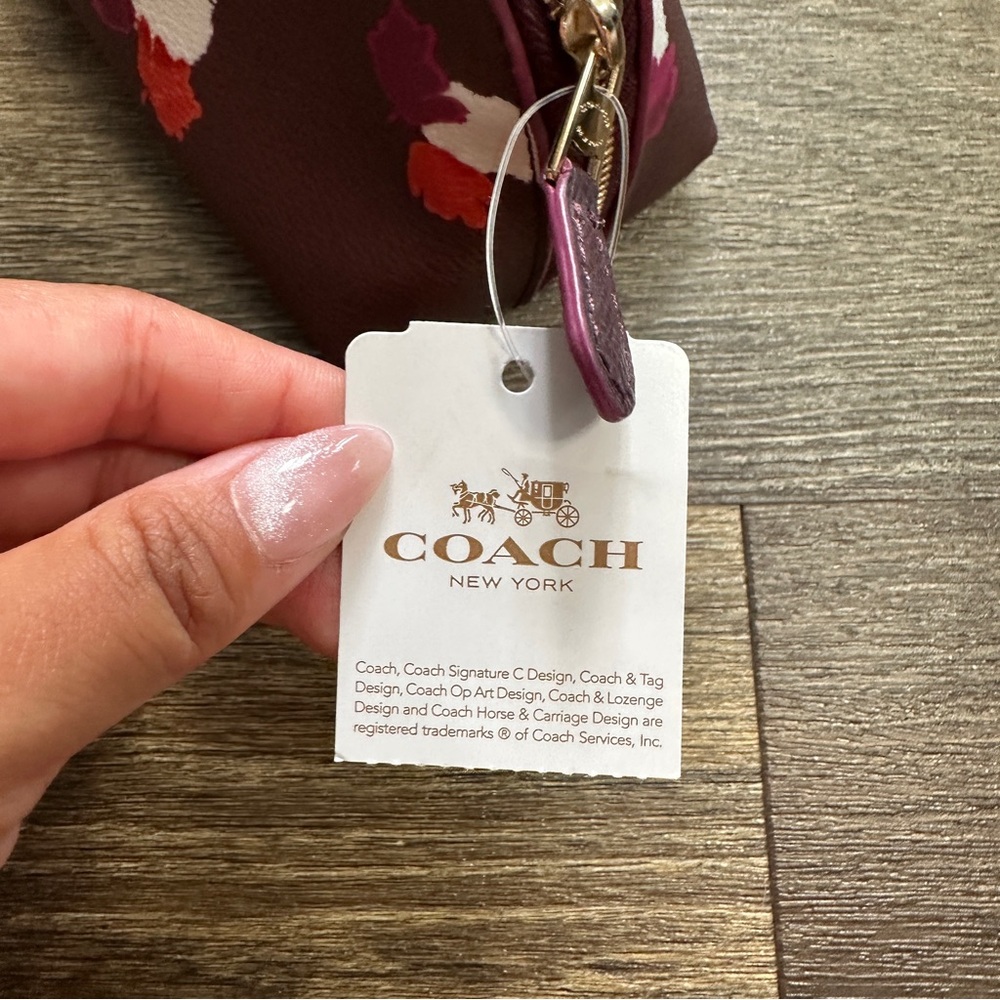 Coach makeup bag - Picture 4 of 7